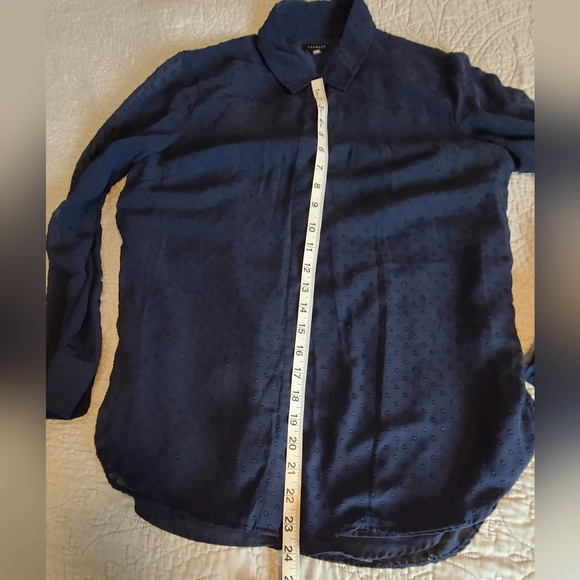 Talbots blue multi layer blouse size small - Picture 8 of 8